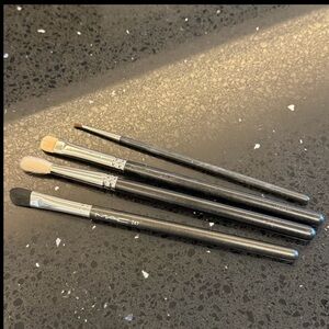 Mac Professional Makeup Brushes